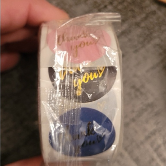 Thank You Sticker Labels 500 labels on roll 1 inch round, NWT Various colors - Picture 2 of 3